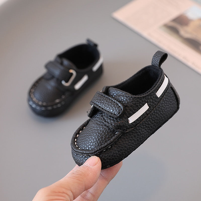 Fashion Baby Shoes White Casual Shoes For Boys And Girls Soft Bottom Baptism Shoes Sneakers For Freshmen Comfort First WalkShoes